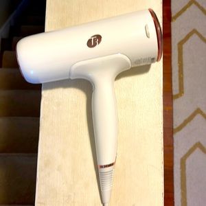 T3 hair dryer